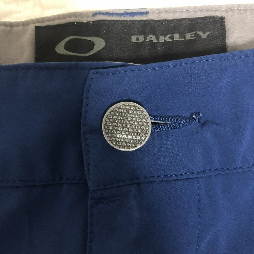 Oakley Shorts Casual Lightweight & Breathable With Pockets Mens Blue Size 38W - Picture 7 of 13